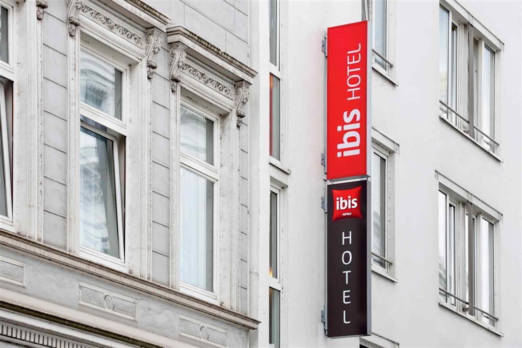 Ibis Hotel Hamburg Alster Centrum Exterior foto